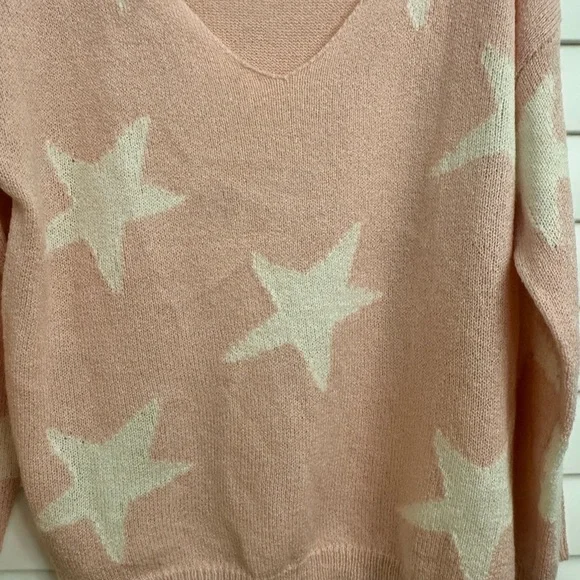 Altar'd State Pink and Cream Star V-Neck Sweater - Picture 2 of 5